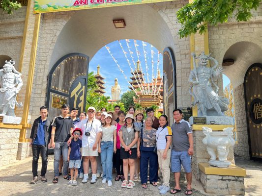 Tour riêng cho gia đình – Chạm đến từng khoảnh khắc yêu thương