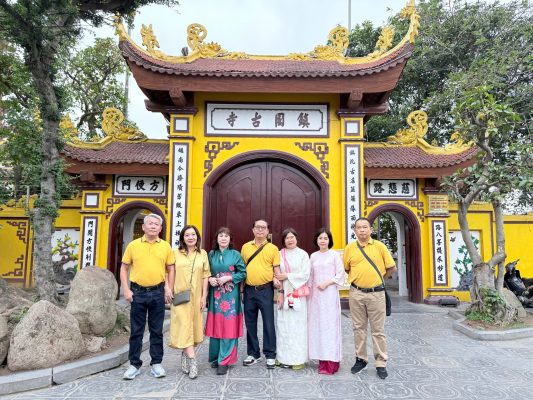 Gợi ý tour du lịch gia đình mùa hè đáng đi nhất 2025