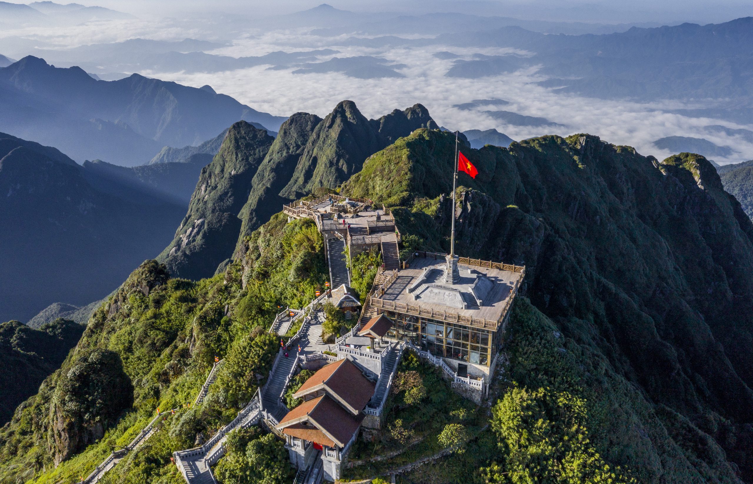 Tour Du Lịch Hà Giang – Cao Nguyên Đá – Sapa – Chinh Phục Fansipan 4N4Đ (Đi Đêm Về Ngày)