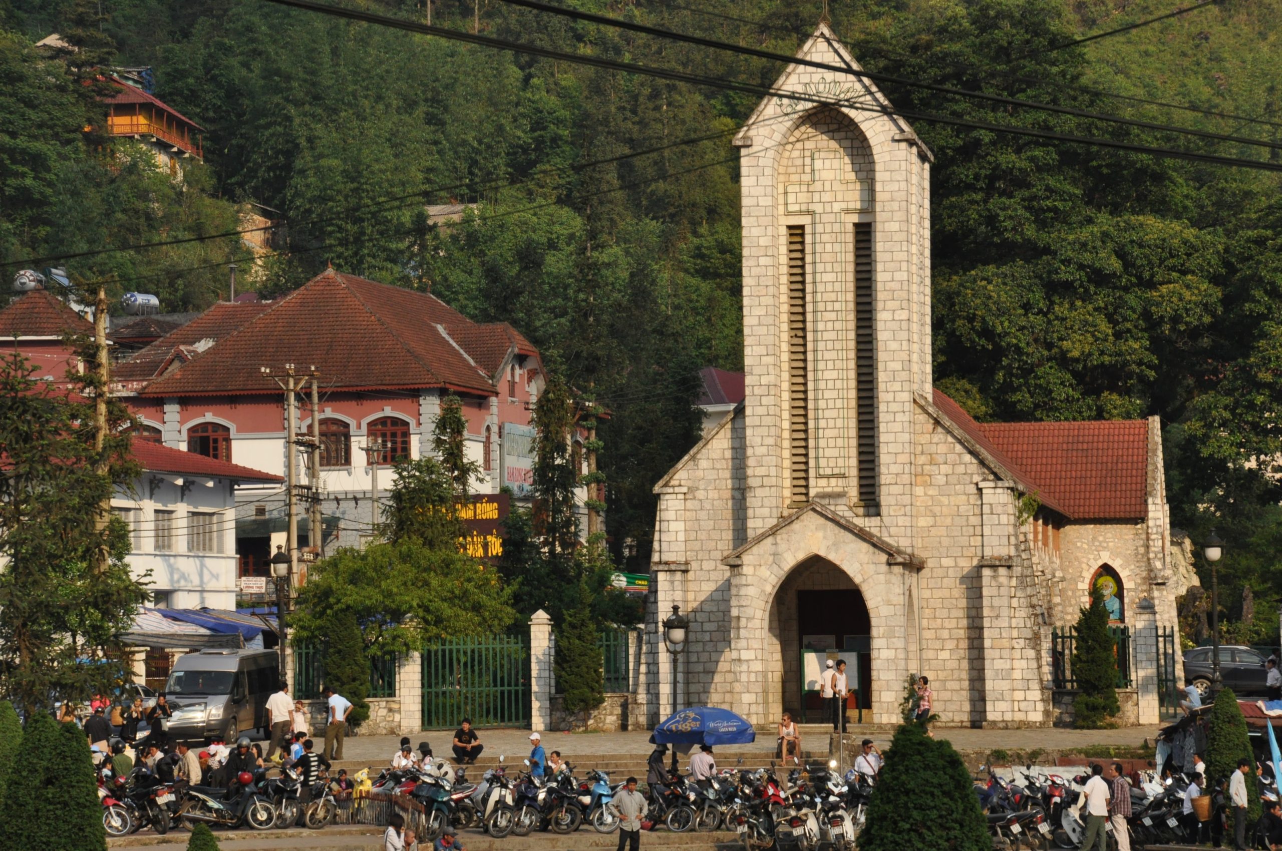 Tour Chương trình du lịch SAPA - MOANA - FANSIPAN- BẢN CÁT CÁT