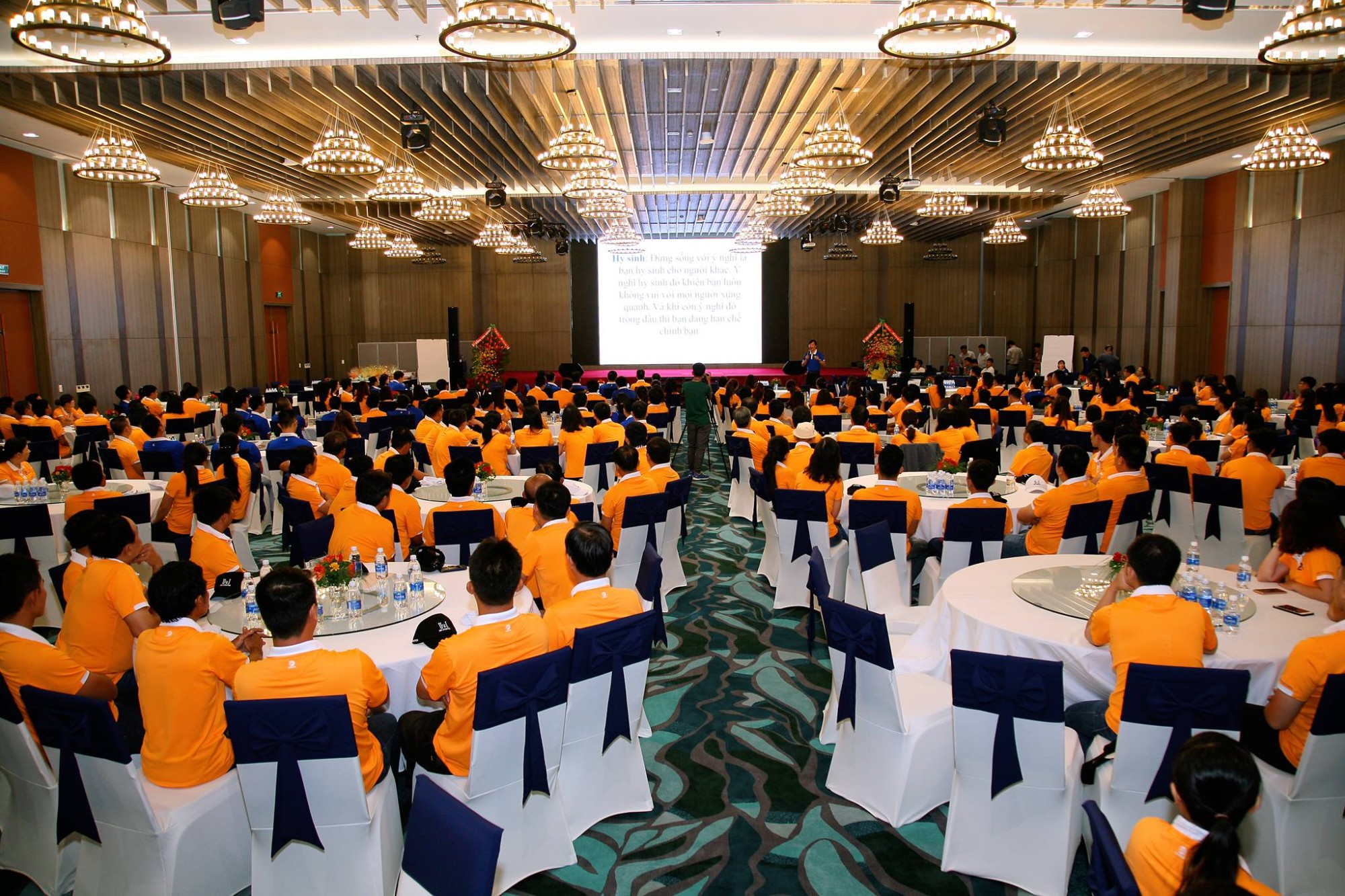 Gợi ý tour MICE lý tưởng cho công ty Giá rẻ – Lịch trình chuẩn